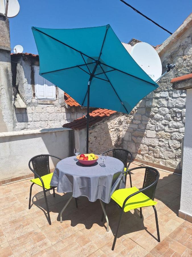 Apartment Tonka Trogir Ngoại thất bức ảnh