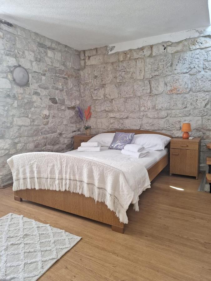 Apartment Tonka Trogir Ngoại thất bức ảnh